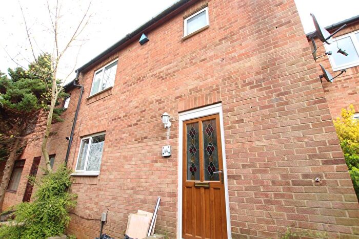 3 Bedroom House To Rent In Middlemore, Northampton, NN3