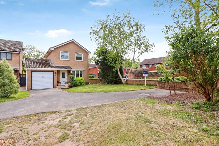 3 Bedroom Detached House For Sale In Portesham Gardens, Muscliff, Bournemouth, Dorset, BH9