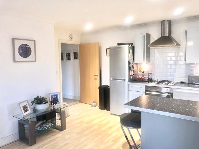 1 Bedroom Flat For Sale In Leighton Road, Leighton Buzzard, Bedfordshire, LU7