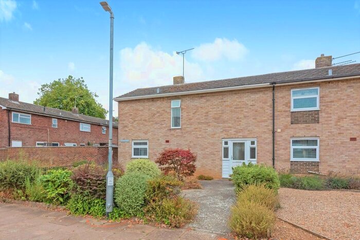 3 Bedroom End Of Terrace House For Sale In Tomline Walk, Bury St. Edmunds, IP33