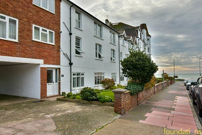 2 Bedroom Flat For Sale In Bolebrooke Road, Bexhill-On-Sea, TN40