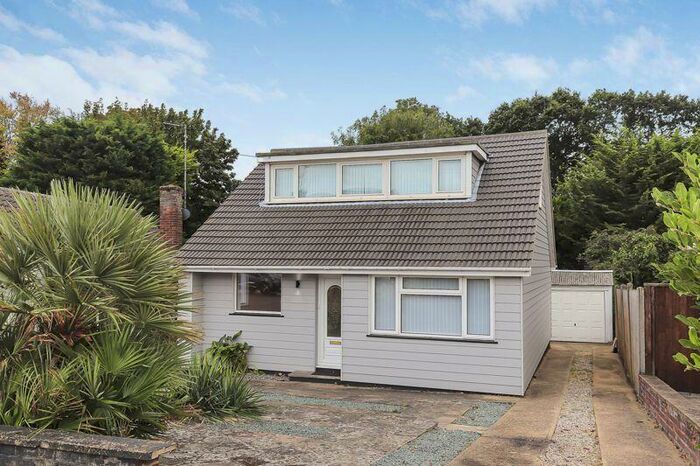 2 Bedroom Detached House To Rent In Southernhay, Leigh-On-Sea, SS9