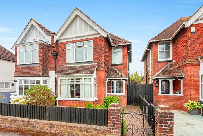 3 Bedroom Semi Detached House For Sale In Napier Gardens, Hythe, CT21