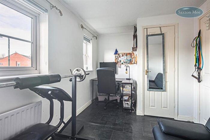 2 Bedroom Semi-Detached House For Sale In Fretson Road South, Sheffield, S2
