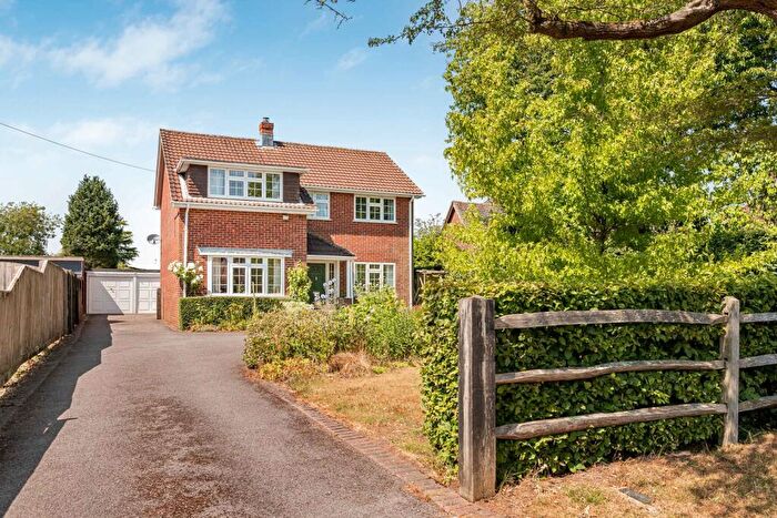 5 Bedroom Detached House For Sale In Blackberry Lane, Four Marks, Alton, Hampshire, GU34