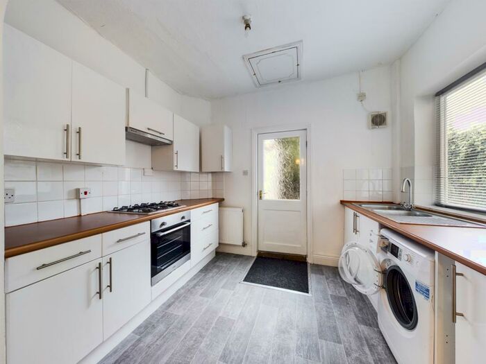 4 Bedroom Terraced House To Rent In Peel Street, HU3