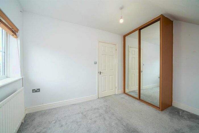 2 Bedroom End Of Terrace House For Sale In Mulberry Court, High Street, Old Town, Hemel Hempstead, Hertfordshire, HP1