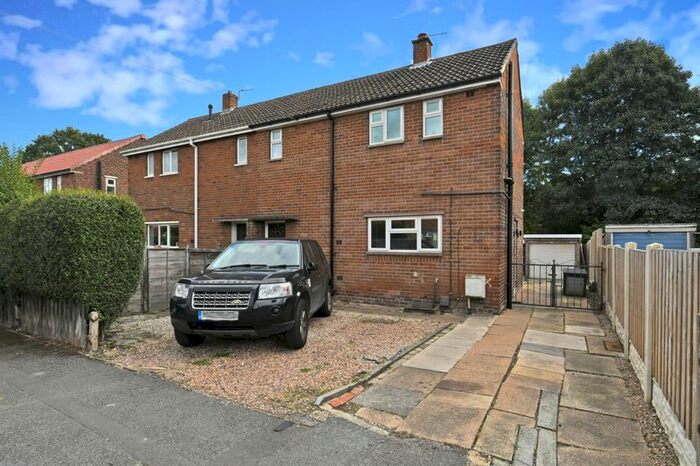 2 Bedroom Semi-Detached House To Rent In Dodworth Drive, Wakefield, WF2