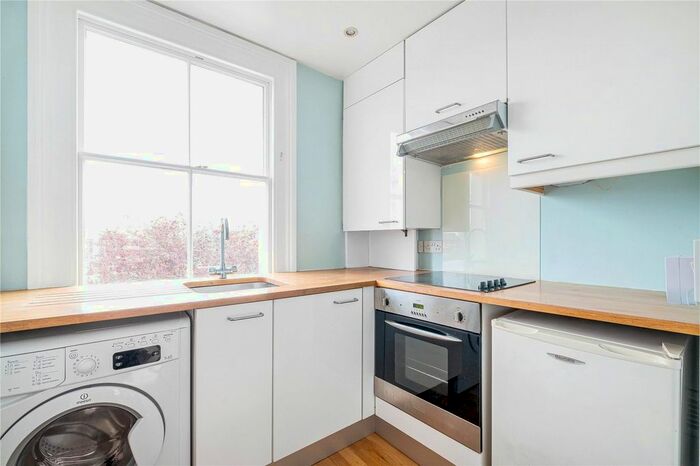 1 Bedroom Flat To Rent In Ferndale Road, Clapham, London, SW4