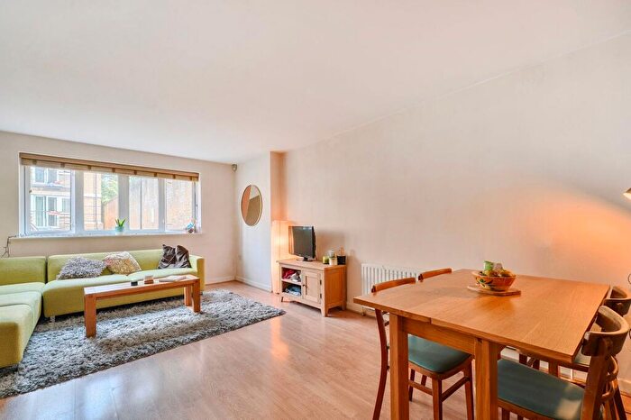 2 Bedroom Flat For Sale In Menai Place, London, E3