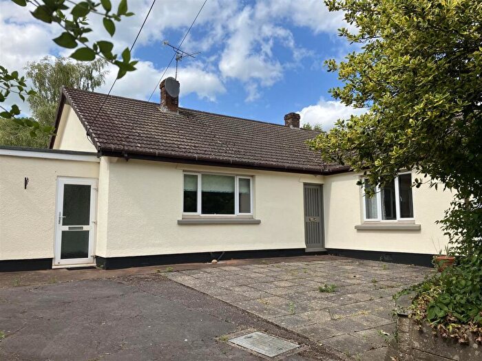 3 Bedroom Bungalow For Sale In Westleigh, Tiverton, EX16