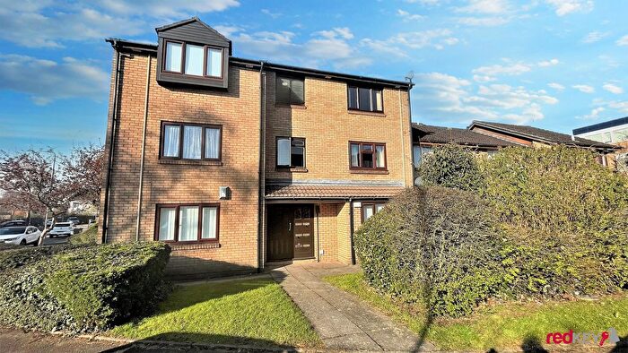 1 Bedroom Flat To Rent In Oxwich Close, Fairwater, Cardiff, CF5