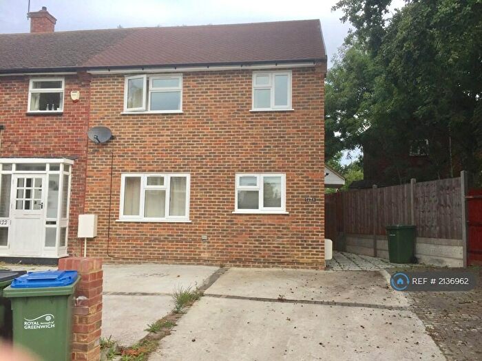 4 Bedroom End Of Terrace House To Rent In Restons Crescent, London, SE9