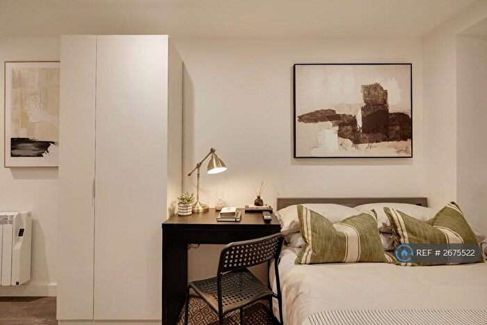 6 Bedroom Flat To Rent In Gloucester Road North, Filton, Bristol, BS34