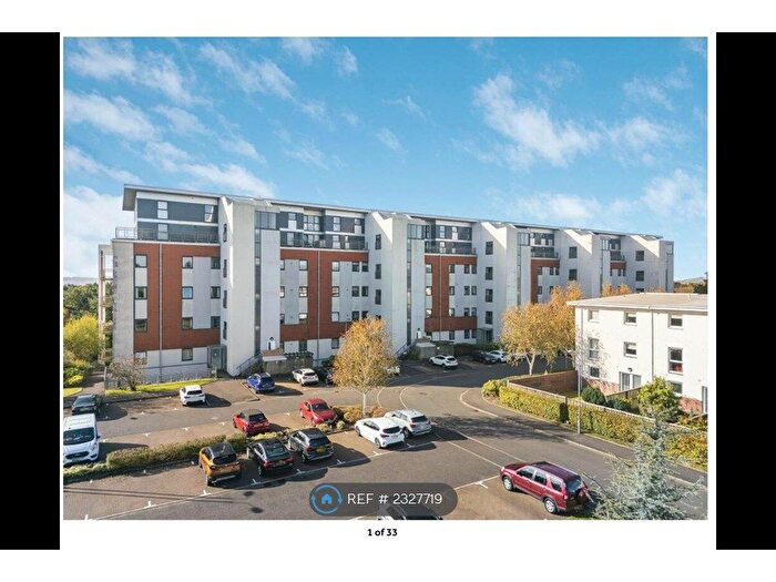 3 Bedroom Flat To Rent In Jackson Place, Bearsden, Glasgow, G61