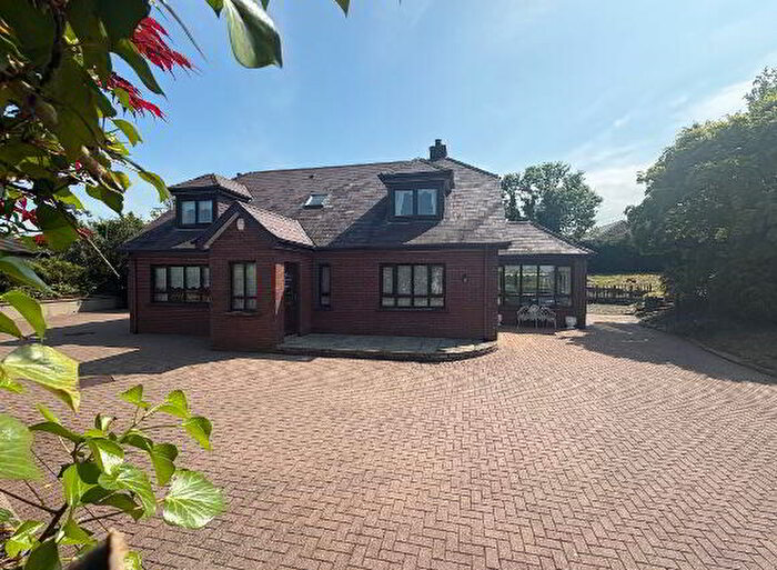 4 Bedroom Detached House For Sale In B Glenview Park, Strabane, BT82