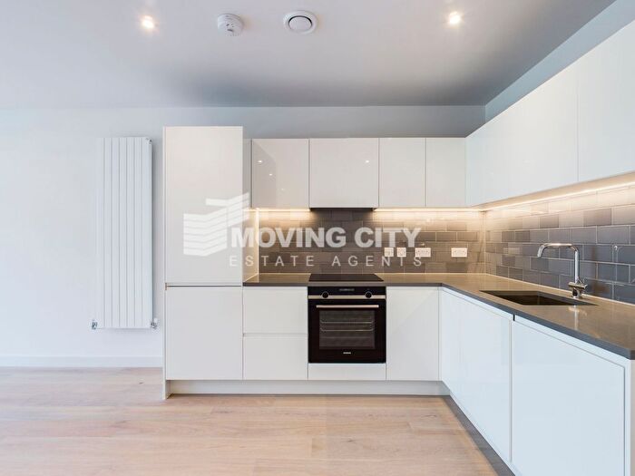 1 Bedroom Flat To Rent In James Cook Building, Bonnet Street, E16