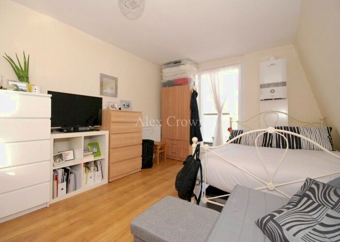 1 Bedroom Flat To Rent In Seven Sisters Road, London, N15