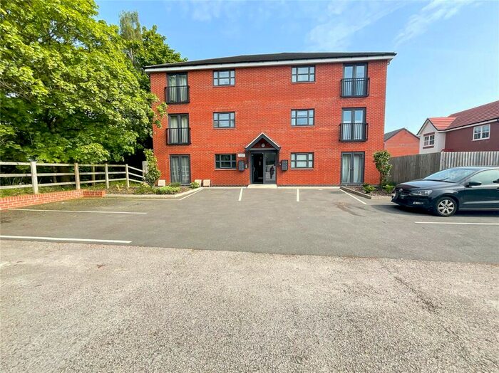 1 Bedroom Apartment To Rent In Robinia, Tamworth, Staffordshire, B77
