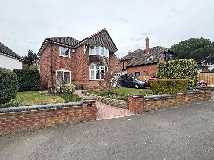3 Bedroom Detached House For Sale In Princes Avenue, Walsall, West Midlands, WS1