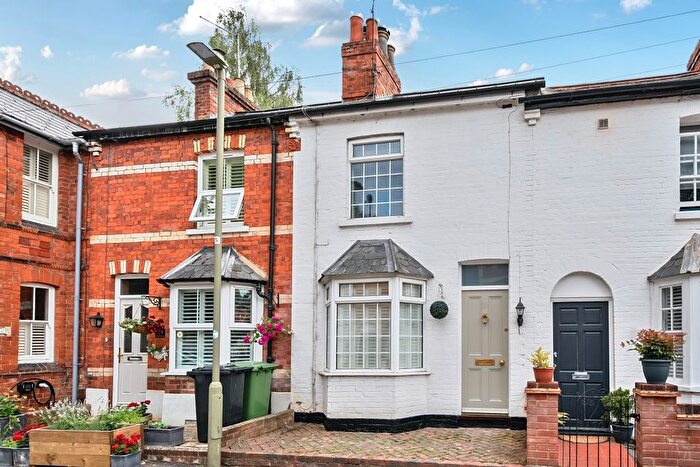 2 Bedroom Terraced House To Rent In Albert Road, Henley-On-Thames, RG9