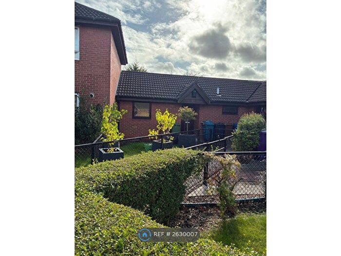 1 Bedroom Bungalow To Rent In Greenfield Street, Glasgow, G51