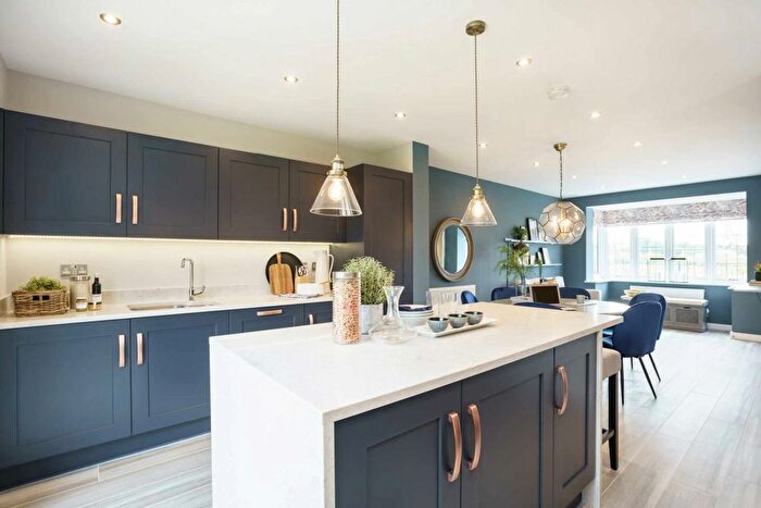 4 Bedroom Detached House For Sale In Cooks Lane, Southbourne, Emsworth, PO10