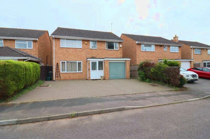 4 Bedroom Detached House To Rent In Bradley Close, Gloucester, GL2
