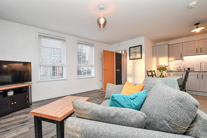 2 Bedroom Flat For Sale In Fairview Farm Road, Ballyclare, BT39