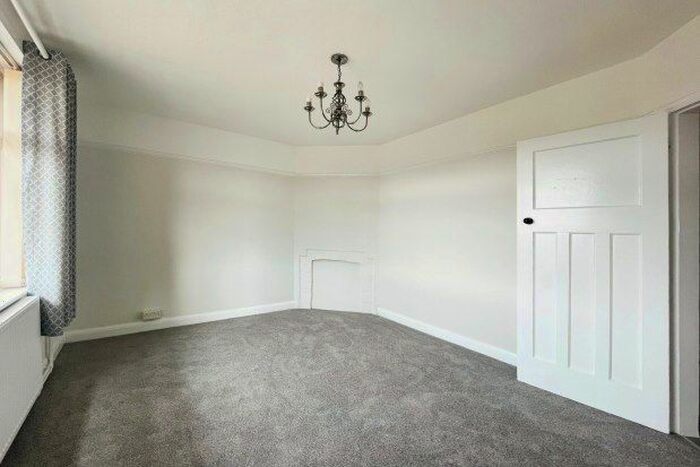 3 Bedroom Property To Rent In Sproughton Road, Ipswich, IP1