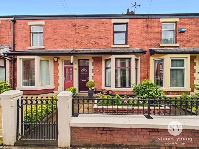 3 Bedroom Terraced House For Sale In Branch Road, Blackburn, BB2