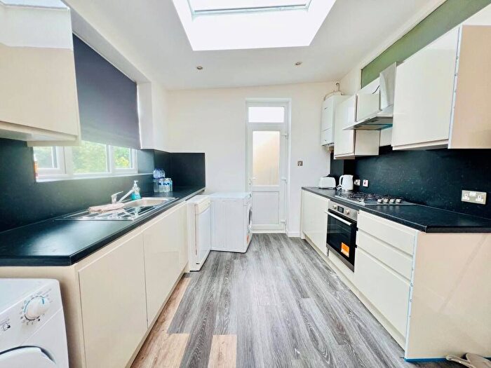 3 Bedroom Semi-Detached House To Rent In Montpelier Road, Purley, CR8