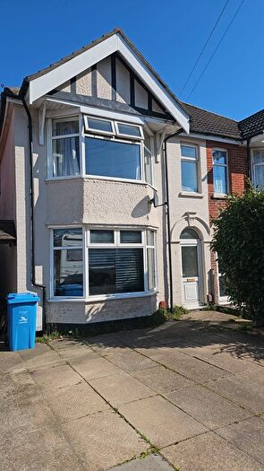 4 Bedroom Semi-Detached House To Rent In Marnhull Road, Poole, BH15