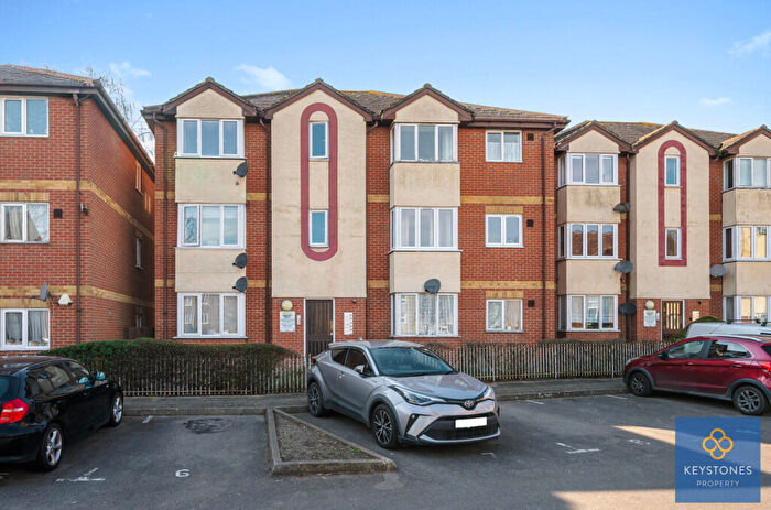 2 Bedroom Apartment For Sale In Mimosa Close, Harold Hill, RM3