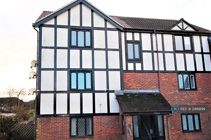 1 Bedroom Flat To Rent In Fforestfach, Swansea, SA5