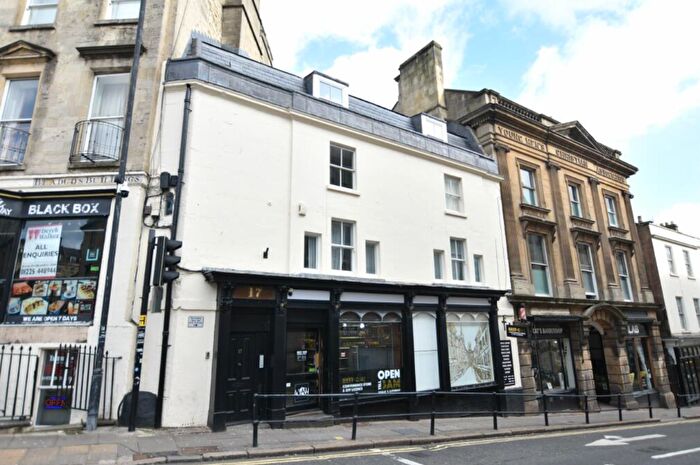 2 Bedroom Flat For Sale In Broad Street, Bath, Somerset, BA1