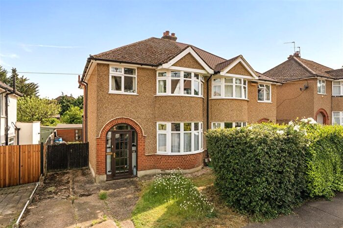 3 Bedroom Semi Detached House For Sale In Hastings Way, Croxley Green, Rickmansworth, WD3