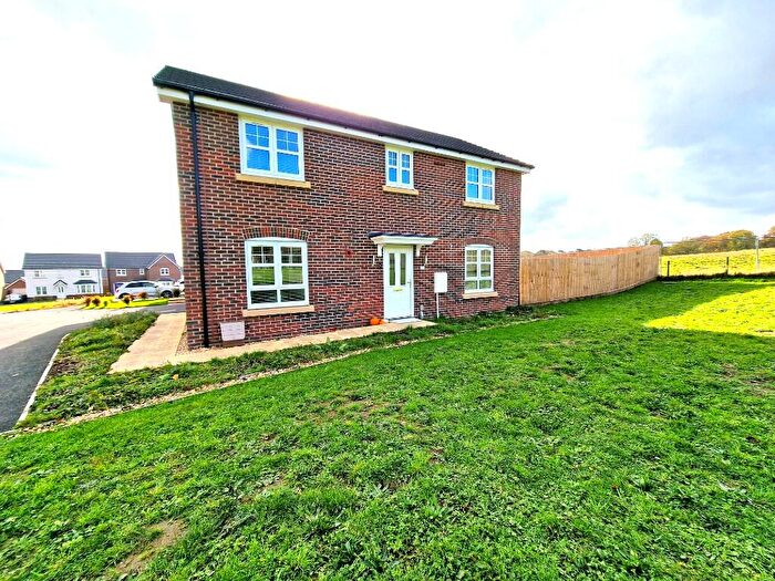 4 Bedroom Detached House For Sale In Ffordd Cae'r Ywen, Blackwood, Caerphilly (County Of), NP12