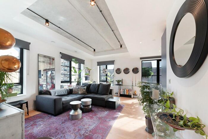 1 Bedroom Apartment To Rent In Agar House, Goodluck Hope, London, E14