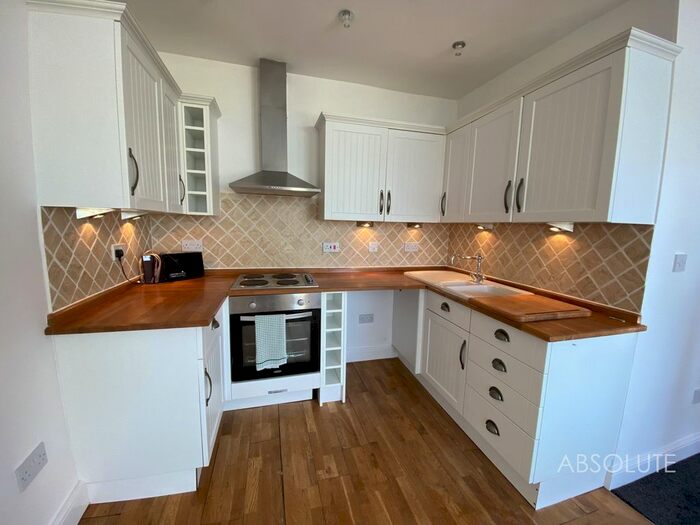 1 Bedroom Flat To Rent In The Priory Towers, Esplanade Road, TQ4