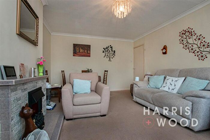 2 Bedroom Bungalow For Sale In Cottage Drive, Colchester, Essex, CO2
