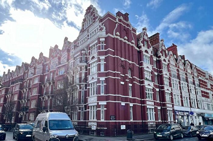 3 Bedroom Flat To Rent In Old Marylebone Road, NW1