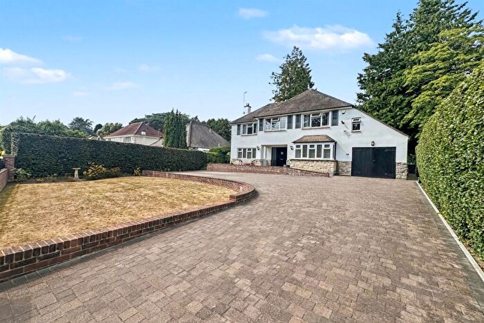 3 Bedroom Detached House For Sale In Queens Park Avenue, BH8