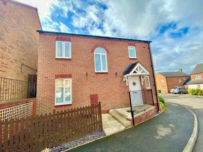 3 Bedroom Detached House To Rent In Glovers Lane, Raunds, Wellingborough, NN9