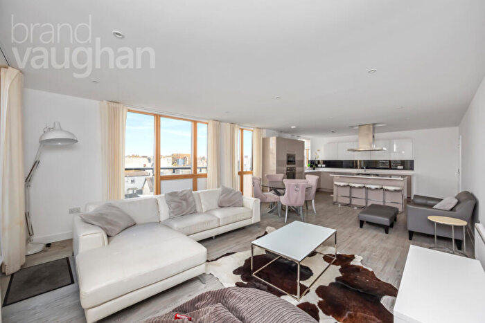 2 Bedroom Flat For Sale In Dorset Gardens, Brighton, East Sussex, BN2