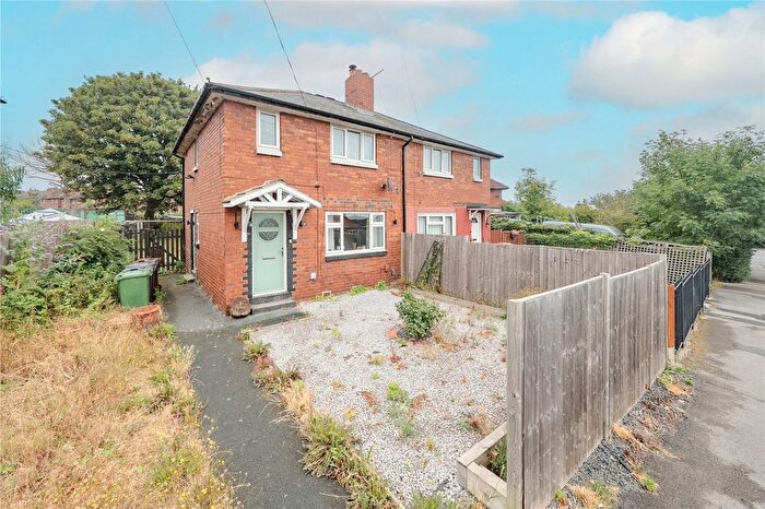 2 Bedroom Semi-Detached House For Sale In Scott Hall Grove, Leeds, LS7