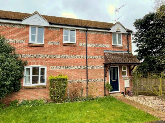 3 Bedroom Semi-Detached House To Rent In Fontmell Magna, SP7