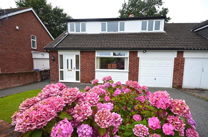 4 Bedroom Semi-Detached Bungalow For Sale In Foxholes Road, Gee Cross, Hyde, SK14