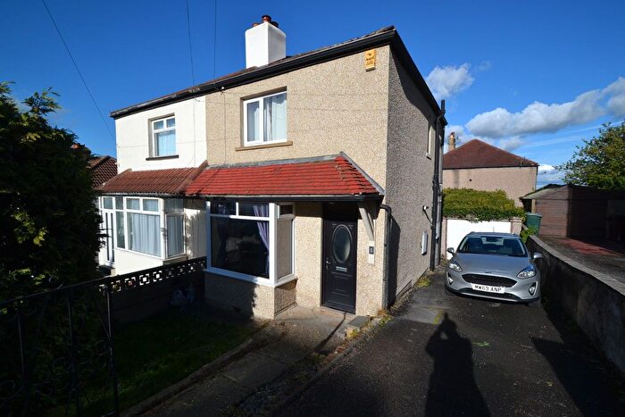 2 Bedroom Semi Detached House For Sale In Lynfield Mount, Shipley, BD18