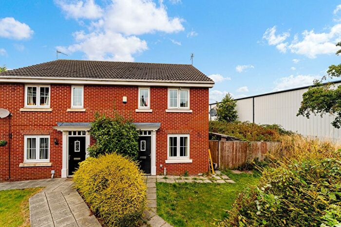 3 Bedroom Semi-detached House For Sale In Baynard Drive, Widnes, WA8